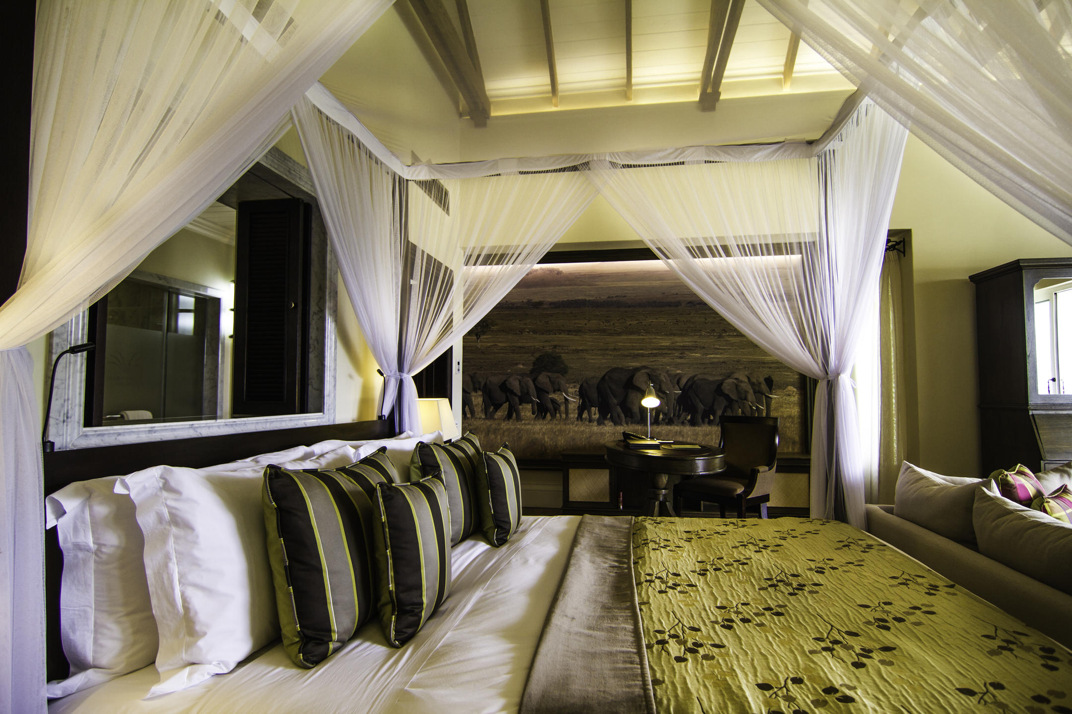 Hemingways Nairobi Executive Suite Bed
