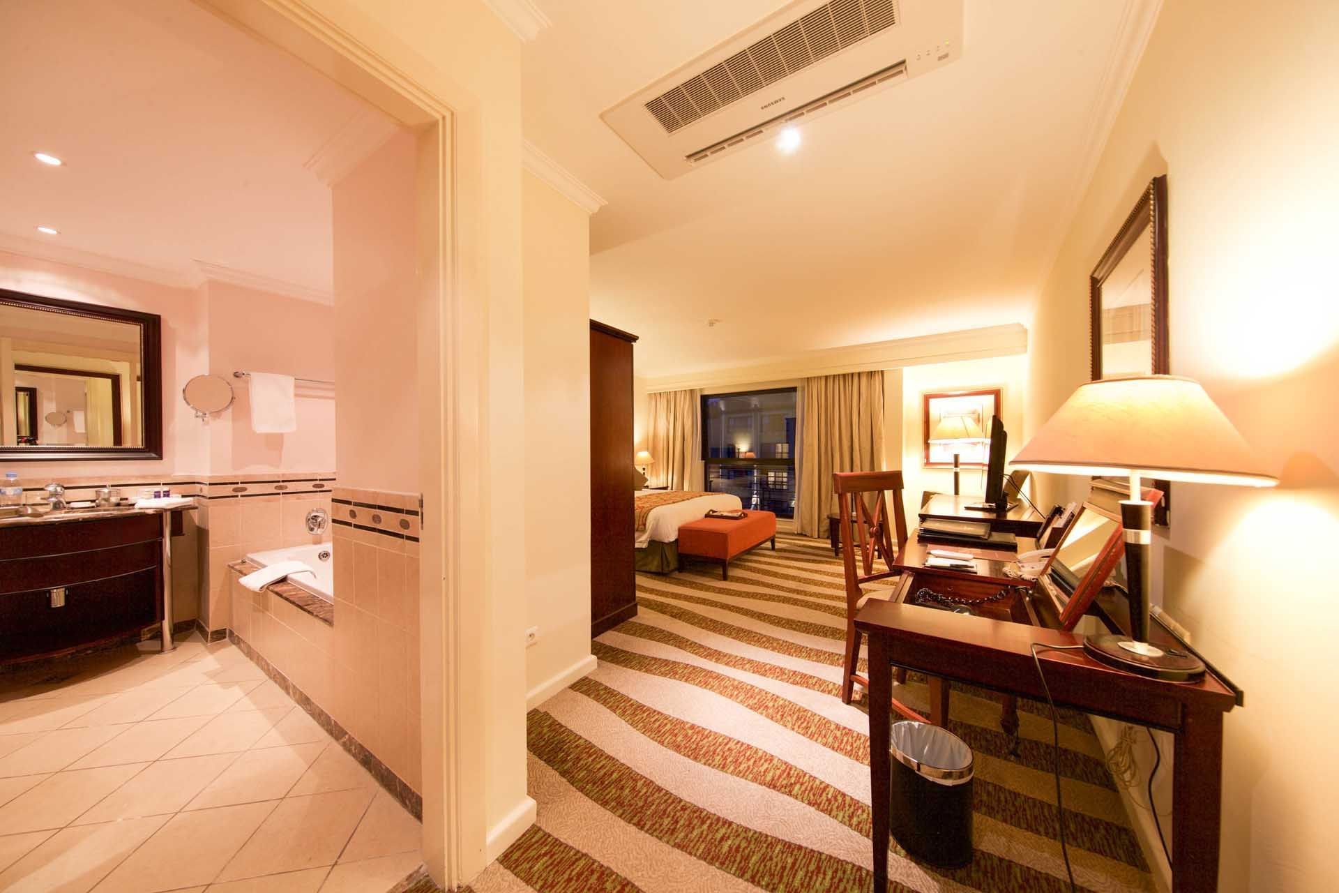 Kigali Serena Hotel Delux Room