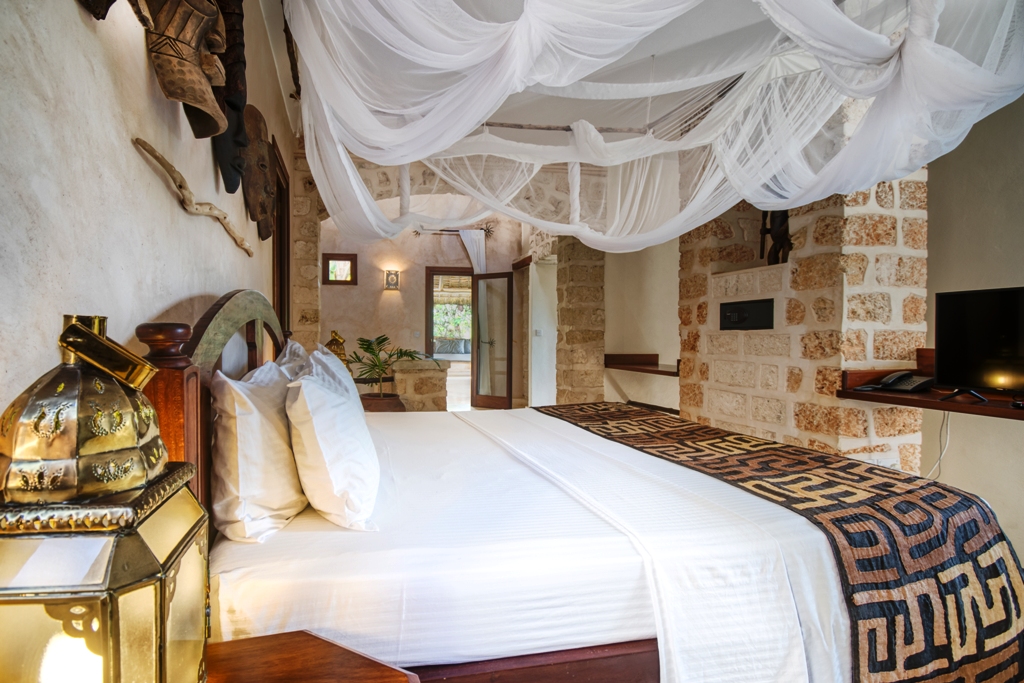 The Charming Lonno Lodge Grand Suite Bedroom