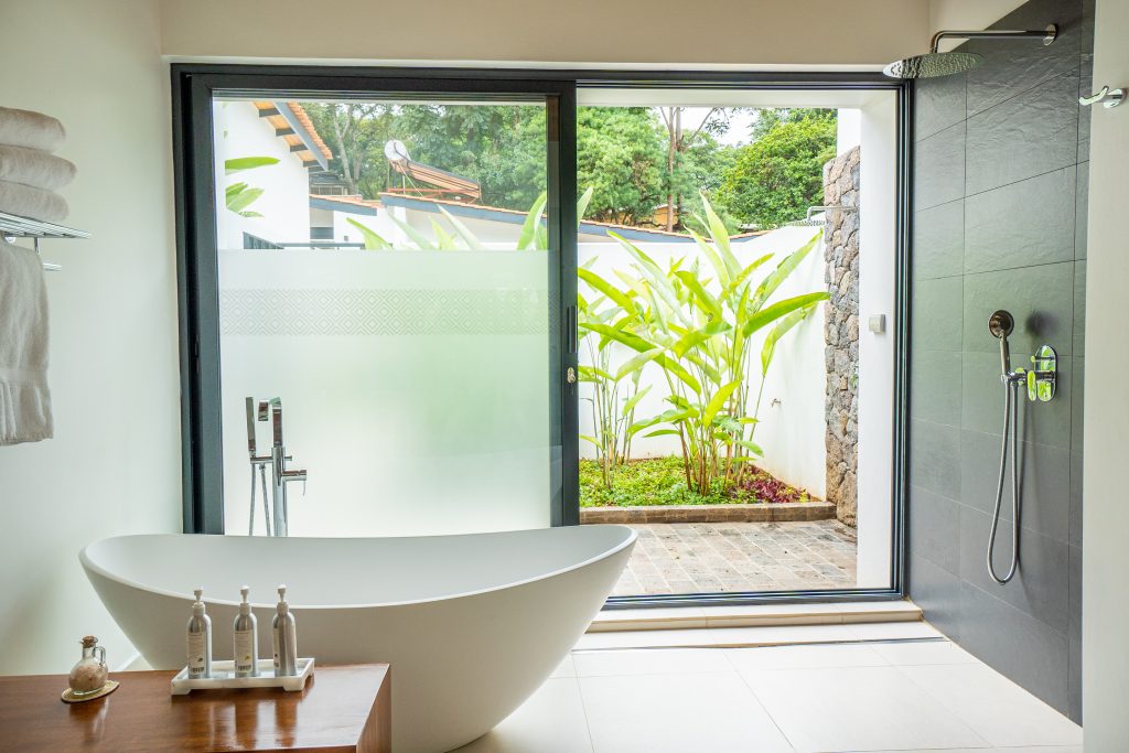 The Retreat Heaven Luxury Pool Villa Bath & Shower