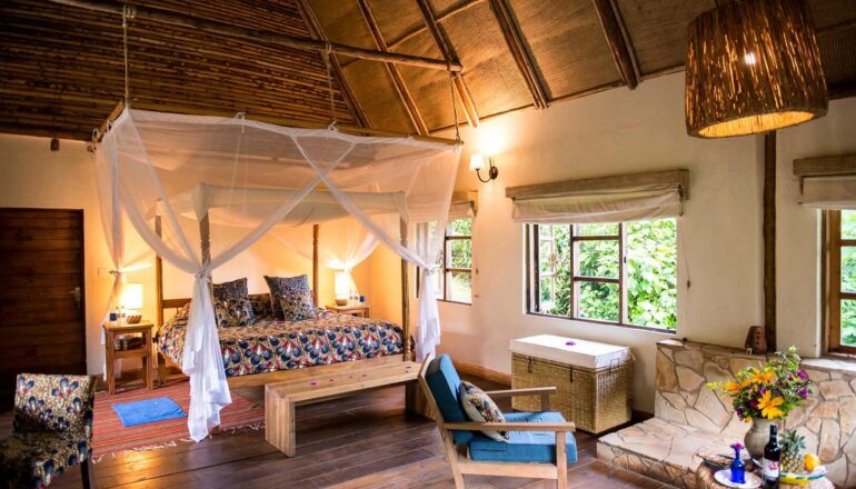 Bwindi Lodge - Uganda Banda bedroom
