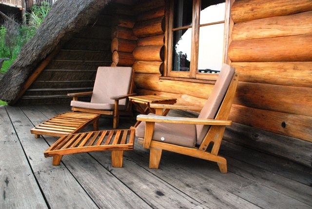 Kyaninga Lodge Veranda Deck