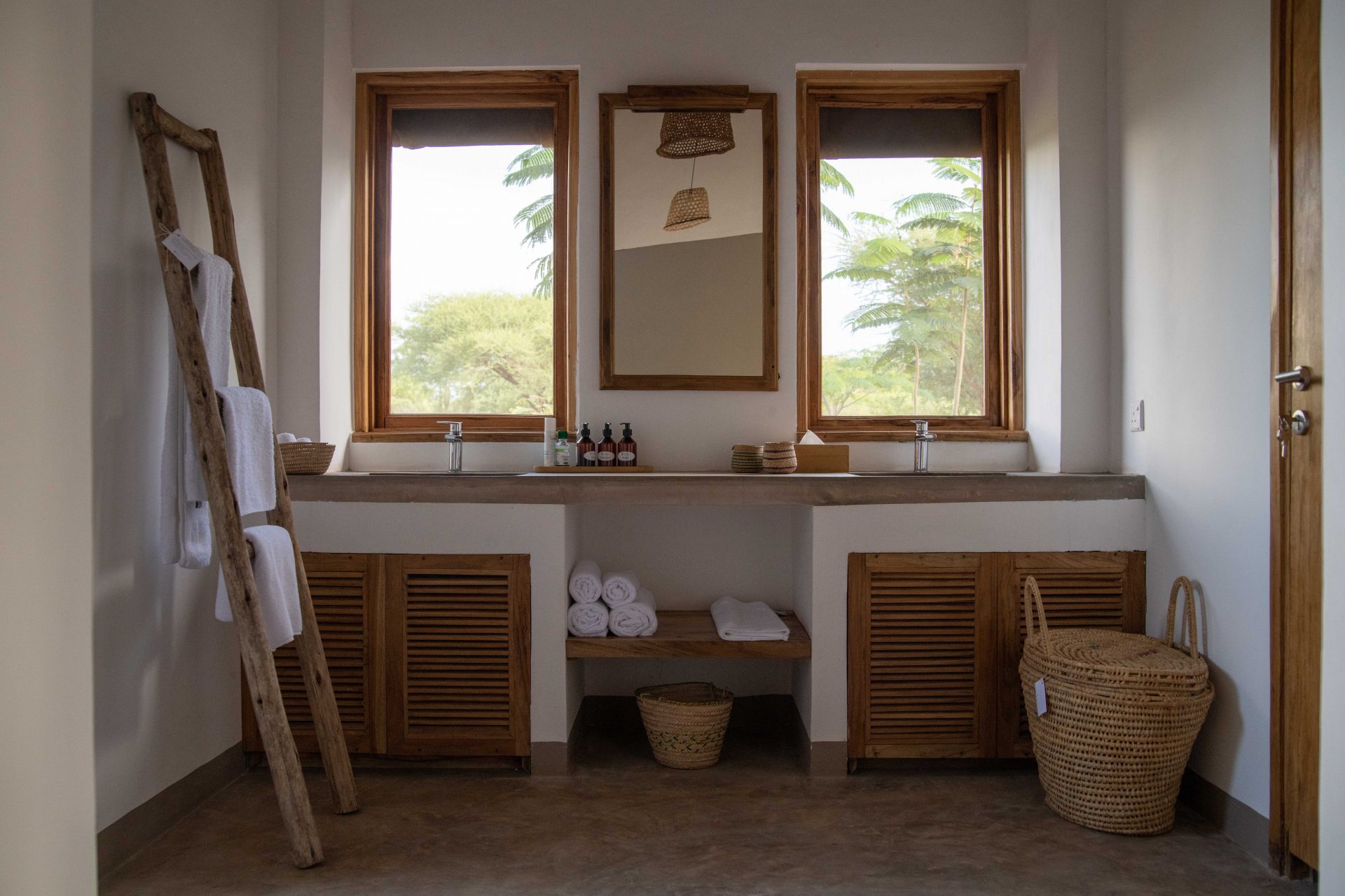 Manyaras Secret Savanna Villa Vanity Basins Bathroom