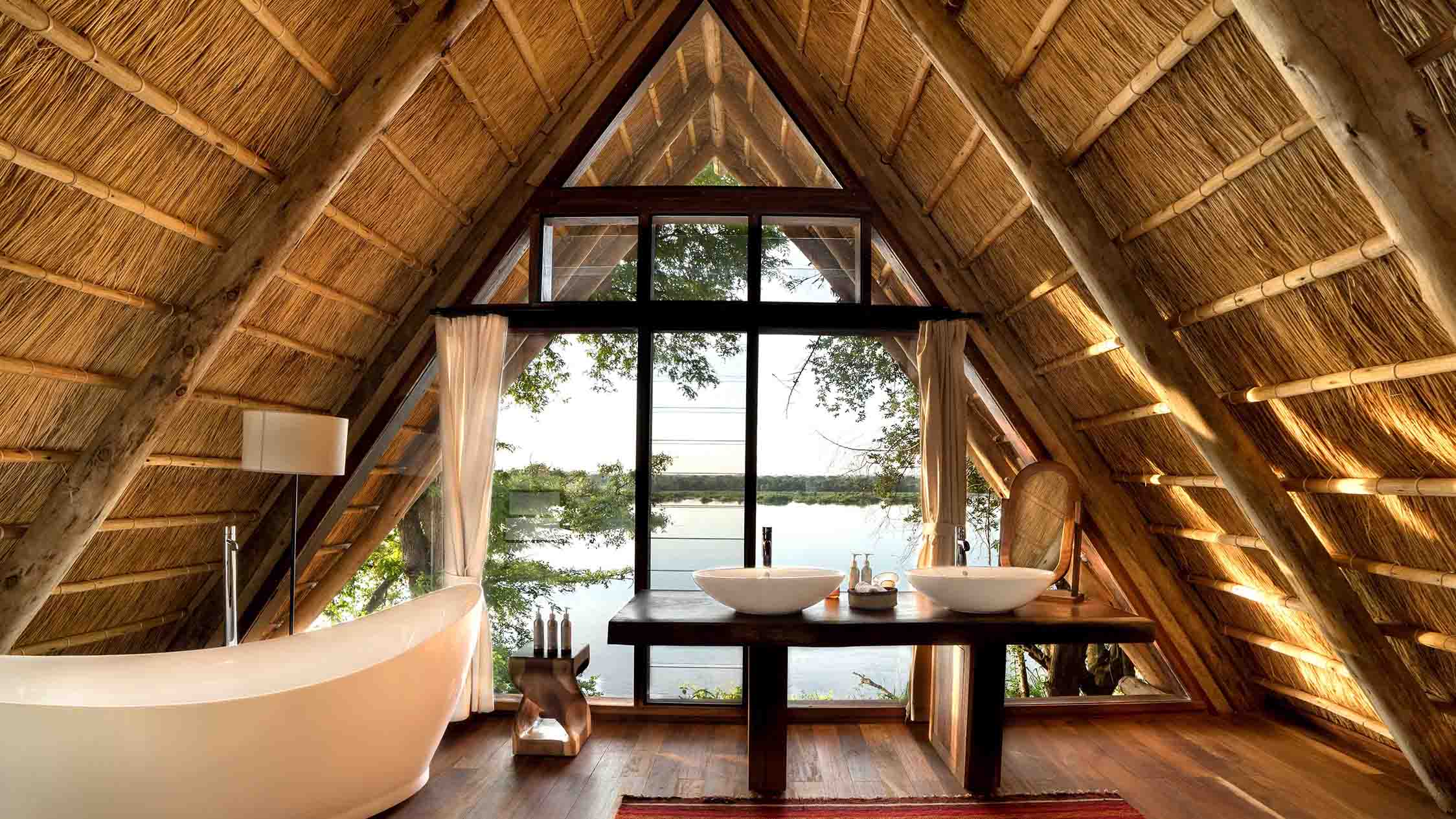 Nile Safaris Lodge bathtub with view of the river